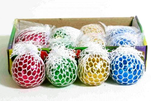 Nagrody dla małych pacjentów: A282A02 - Piłeczka żelowa (gniotek) metalizowana w siatce, różne kolory