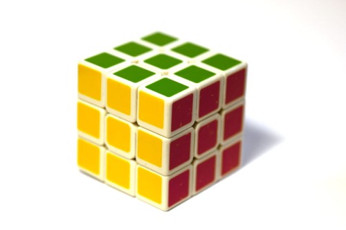 Nagrody dla małych pacjentów: A043B - Kostka magiczna mała 35 mm