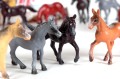 A133B - Konie mini zestaw 12 sztuk 